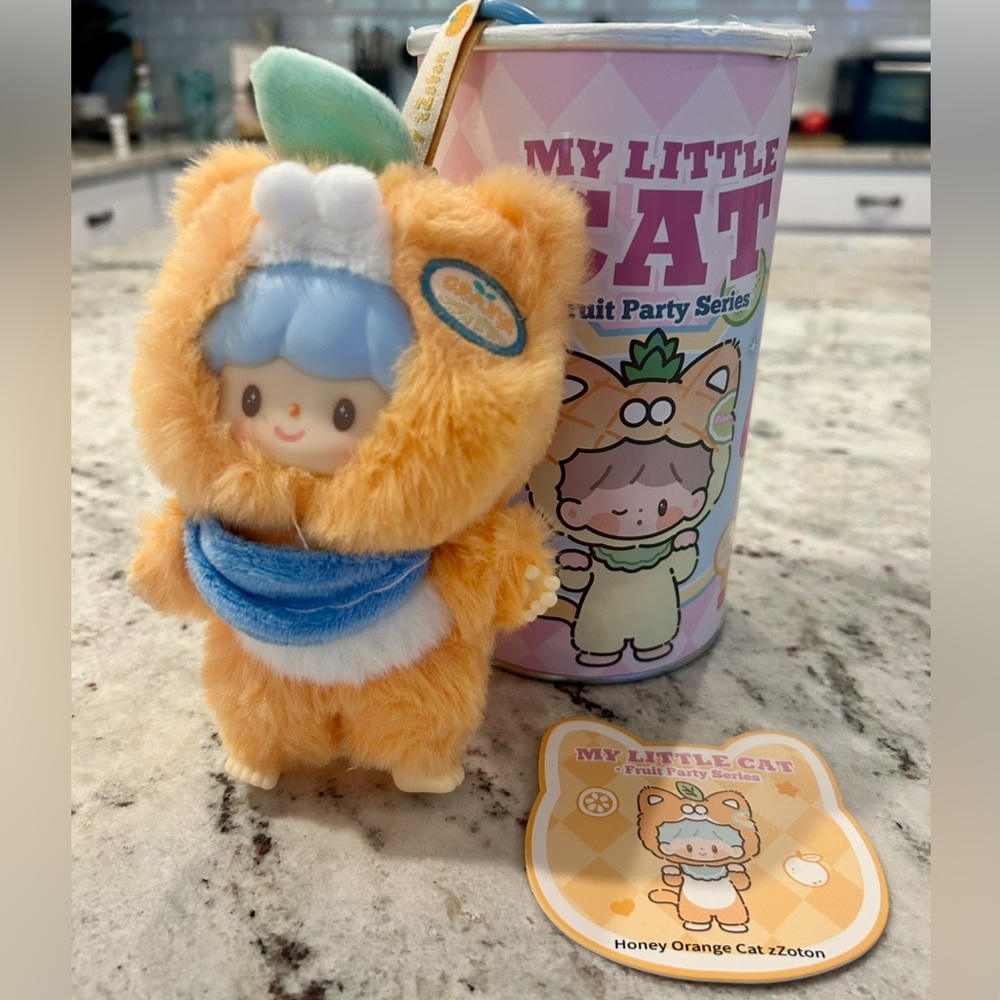 Zzoton my Little Cat Fruit Parry Series Orange NEW